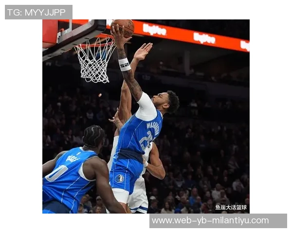 爱德华兹表现出色第三节独揽15分助球队轻松取胜19投9中斩获25分7篮板5助攻